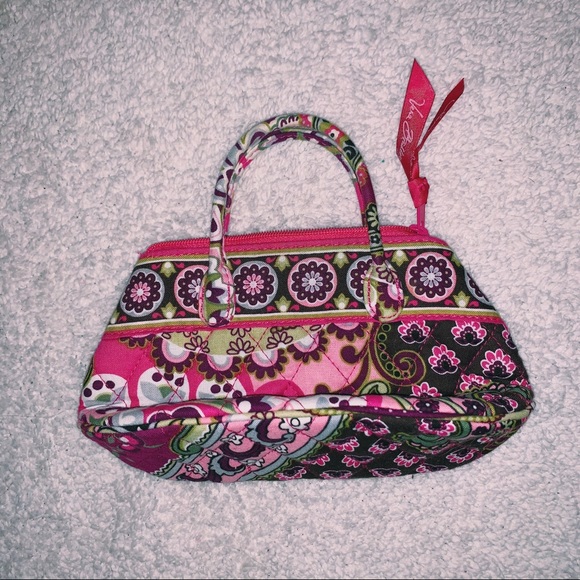 Mini Vera Bradley purse ✨ - Picture 3 of 3